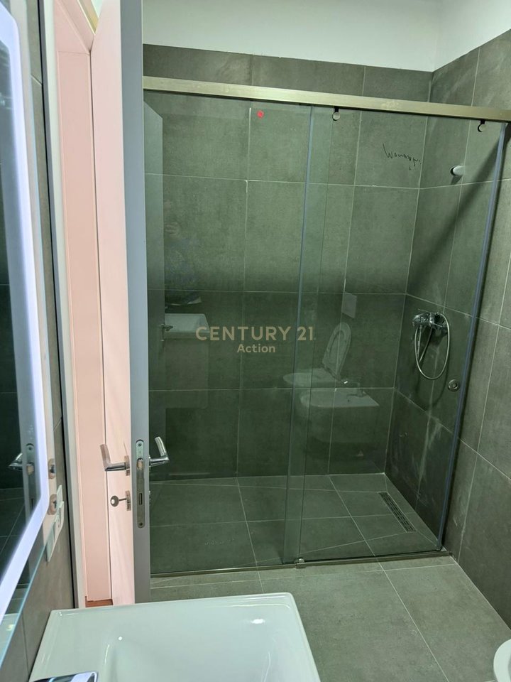 🏢 Univers City Apartament 3+1+2 me Qira!