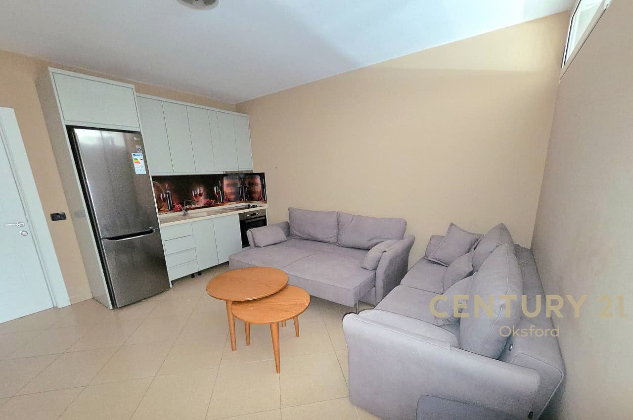 SHESIM DY APARTAMENTE 2+1+2 dhe 1+1 NE SHENGJIN 100 METRA LARG DETIT !