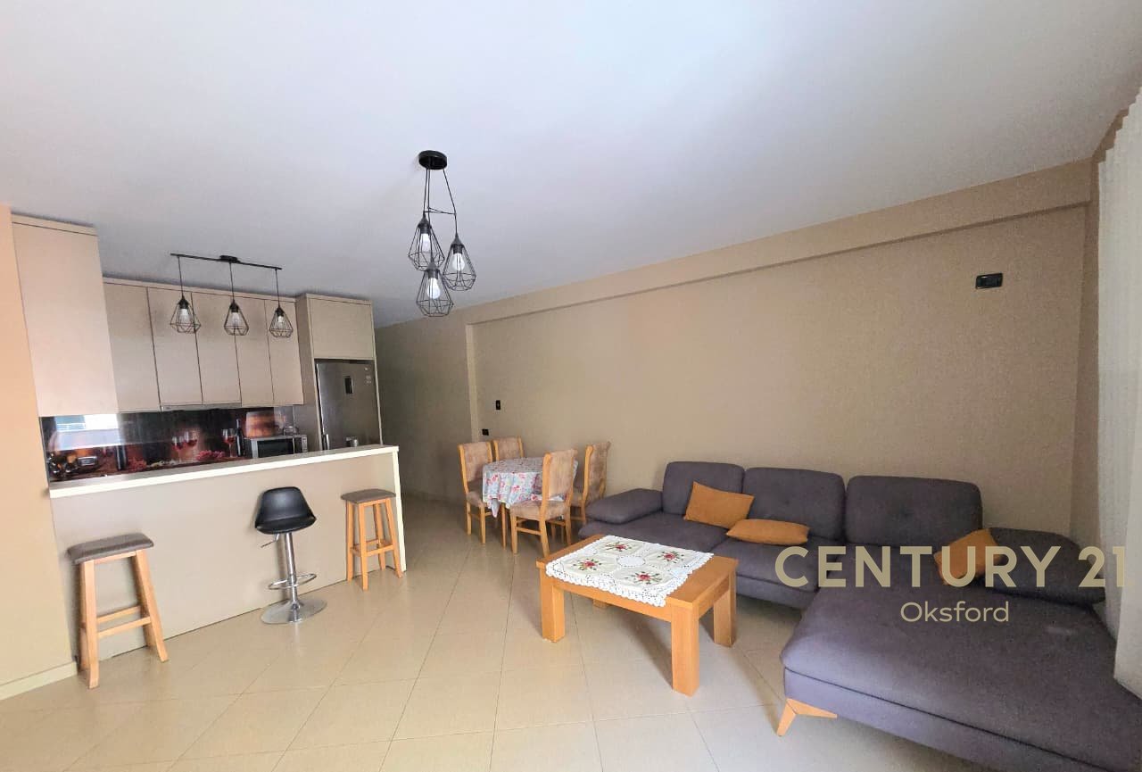 SHESIM DY APARTAMENTE 2+1+2 dhe 1+1 NE SHENGJIN 100 METRA LARG DETIT !