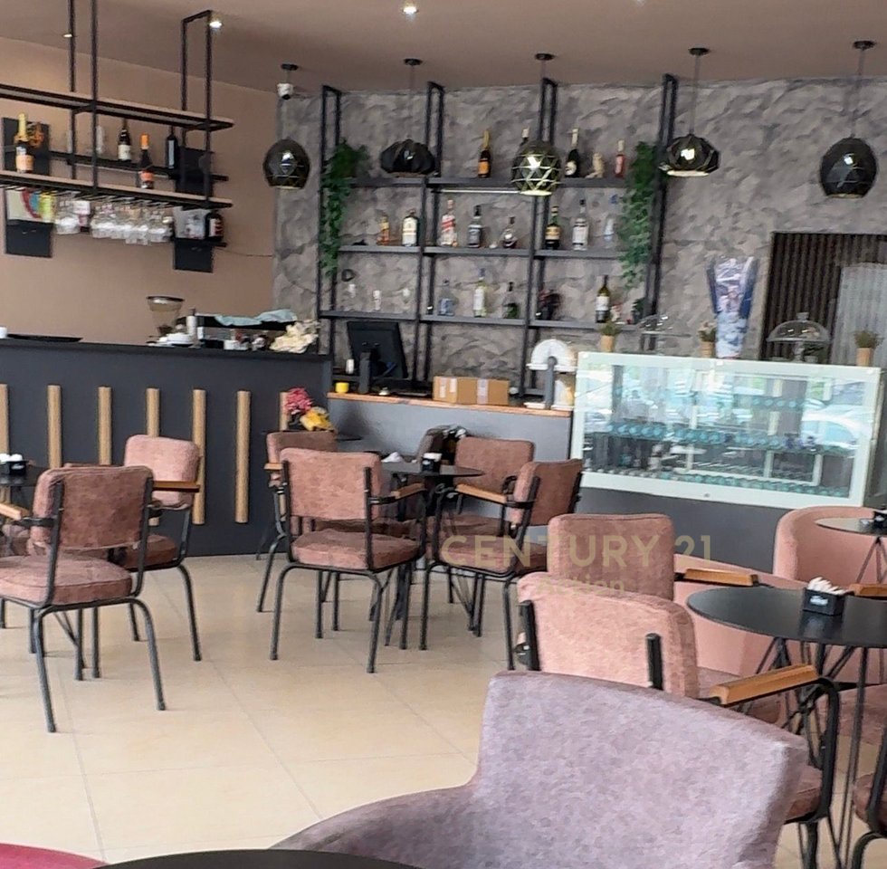 🔑 Shitet Biznes Funksional – Bar/Kafe & Pasticeri në Astir