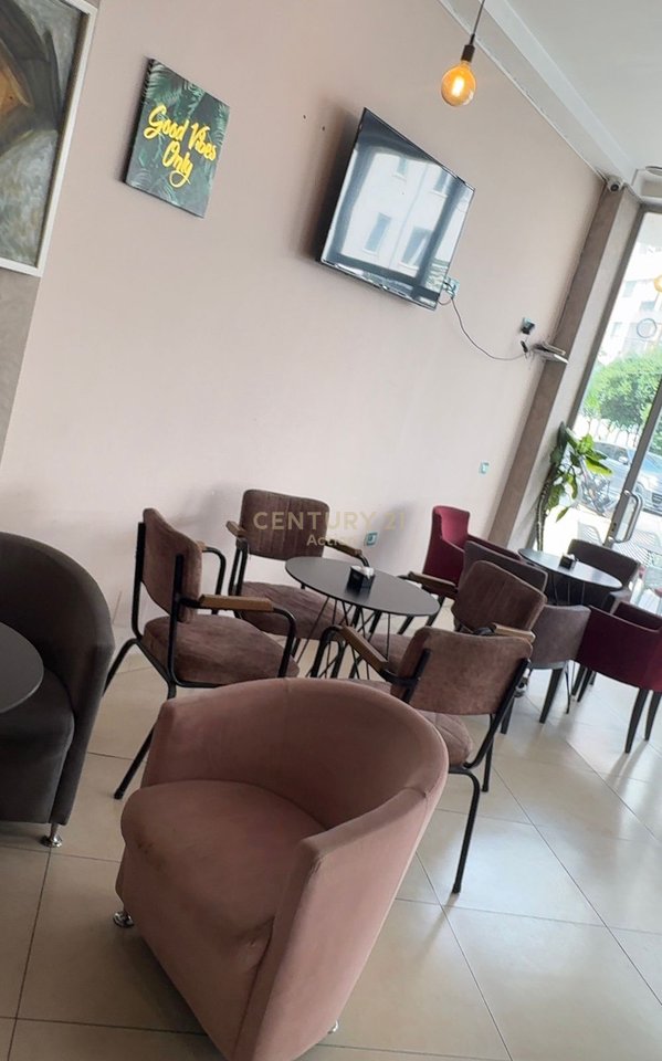 🔑 Shitet Biznes Funksional – Bar/Kafe & Pasticeri në Astir