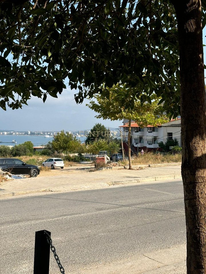 Shitet apartament (garsoniere) në katin 0, në zonën Ujë i Ftohtë, Vlorë.
