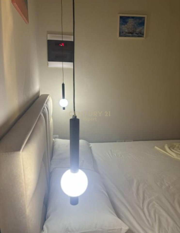 Shitet apartament (garsoniere) në katin 0, në zonën Ujë i Ftohtë, Vlorë.