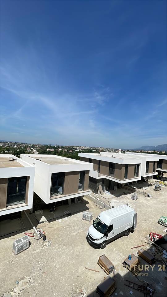 Vila Elite Për Shitje Në West Home Residence Tiranë!