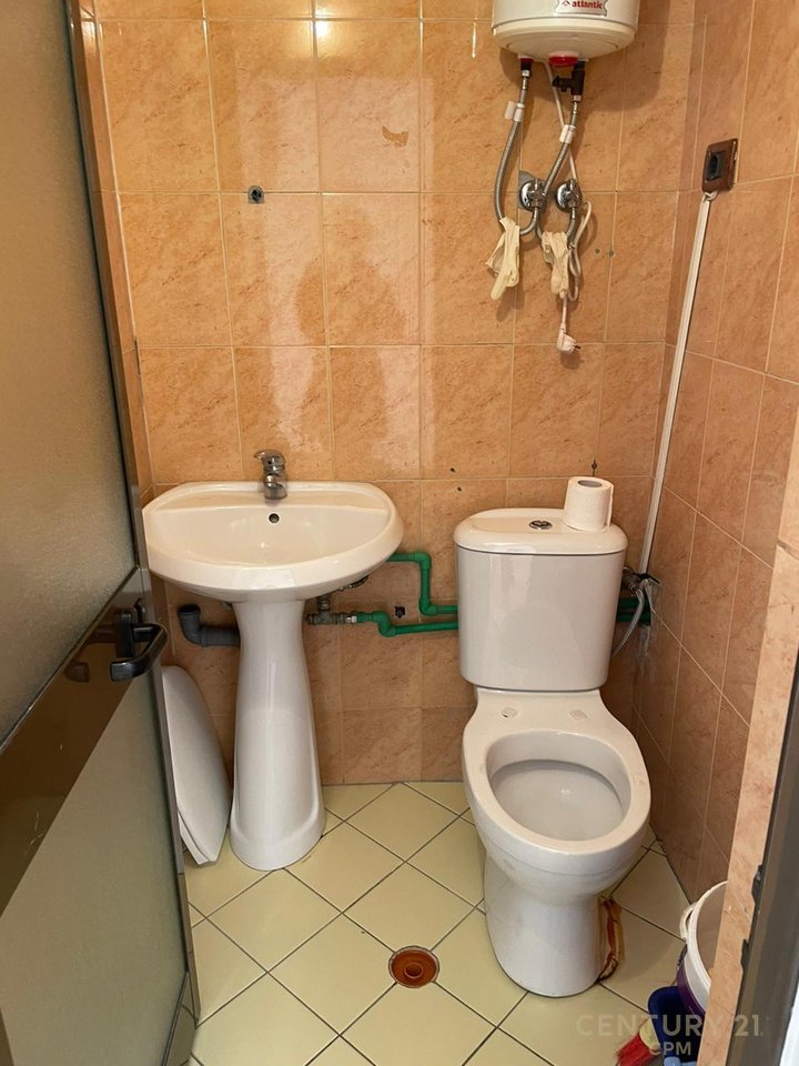 Office for rent near the park, District Court, Tirana - €500 | 33 m²