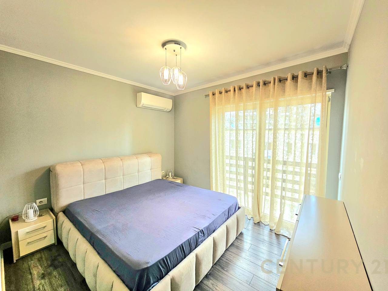 APARTMENT 2+1+PARKING FOR RENT ON BARRICADE STREET