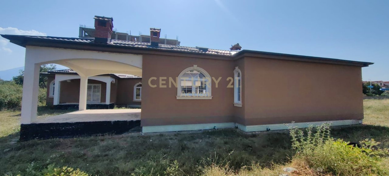 🏡 Shitet Vilë 1-Katëshe ne Pogradec 🌅