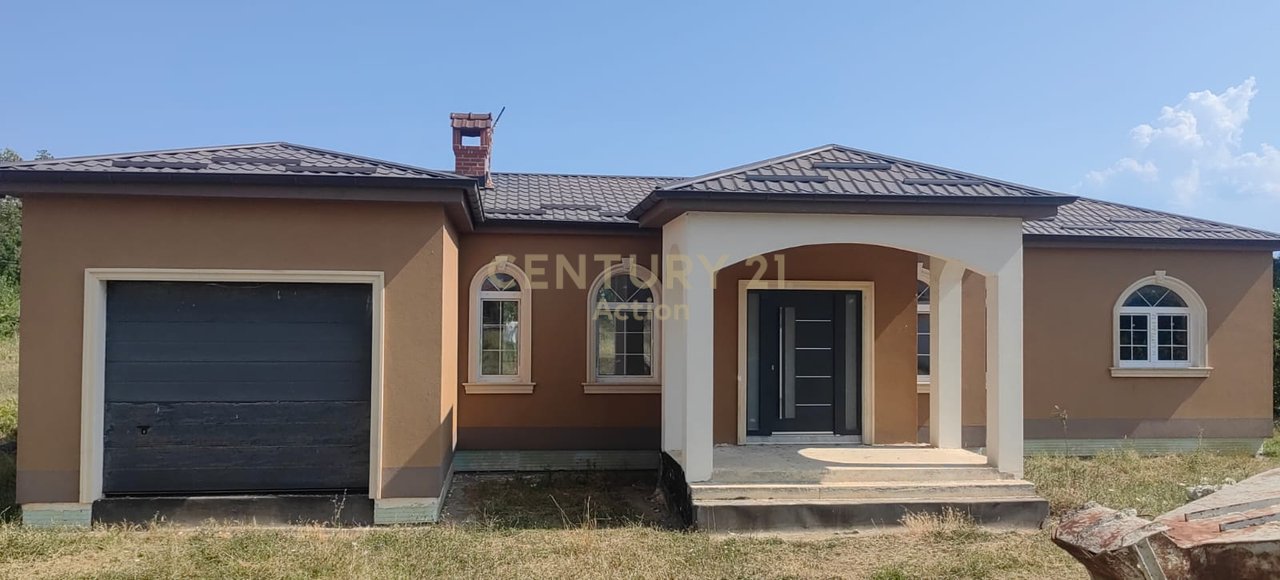 🏡 Shitet Vilë 1-Katëshe ne Pogradec 🌅