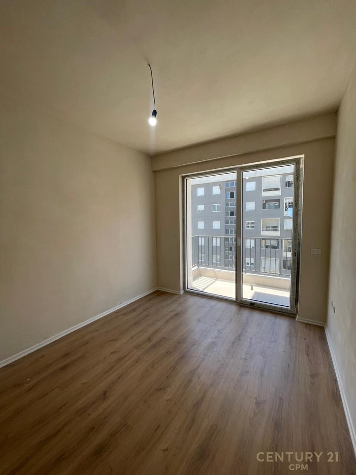 APPARTAMENTO 3+1+2 IN VENDITA A PARIS COMMUNE, BEGA07