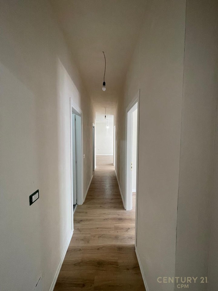 APPARTAMENTO 3+1+2 IN VENDITA A PARIS COMMUNE, BEGA07