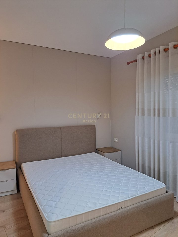 🏡 Jepet me qira apartament 2+1 – Bulevardi i Ri