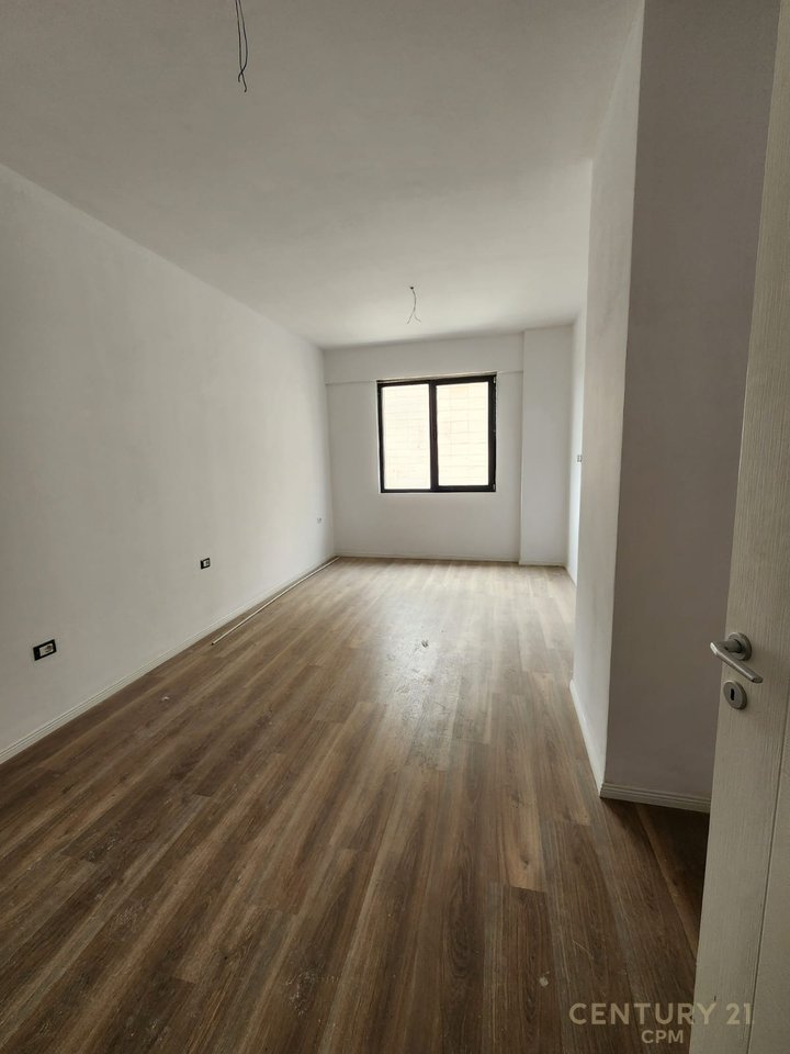 Appartamento 2+1+2 in vendita a Radison Dry Lake, Tirana - €275.000 | 128 m²