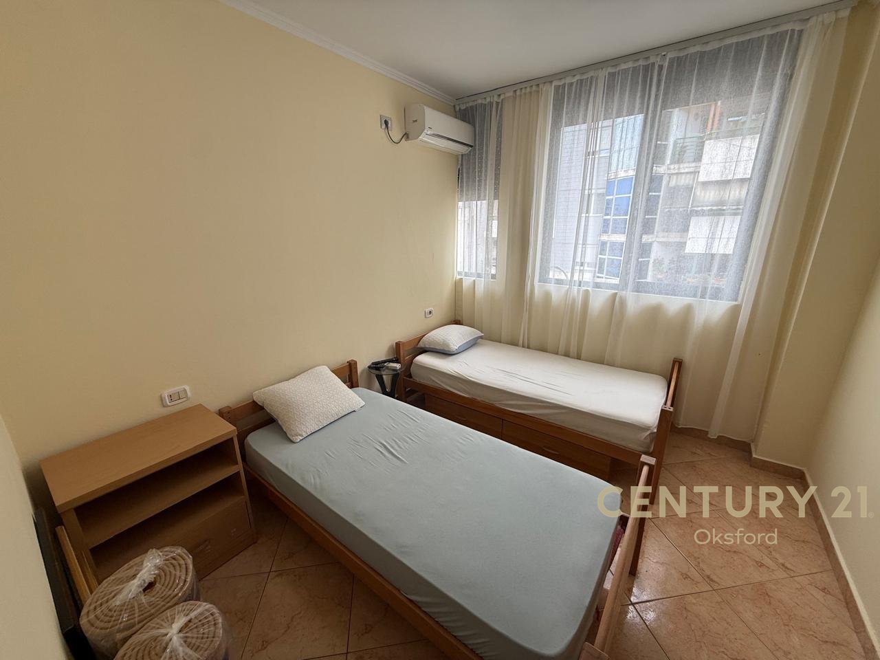 JAPIM ME QIRA APARTAMENT 2+1+2 ,TEK SELVIA!