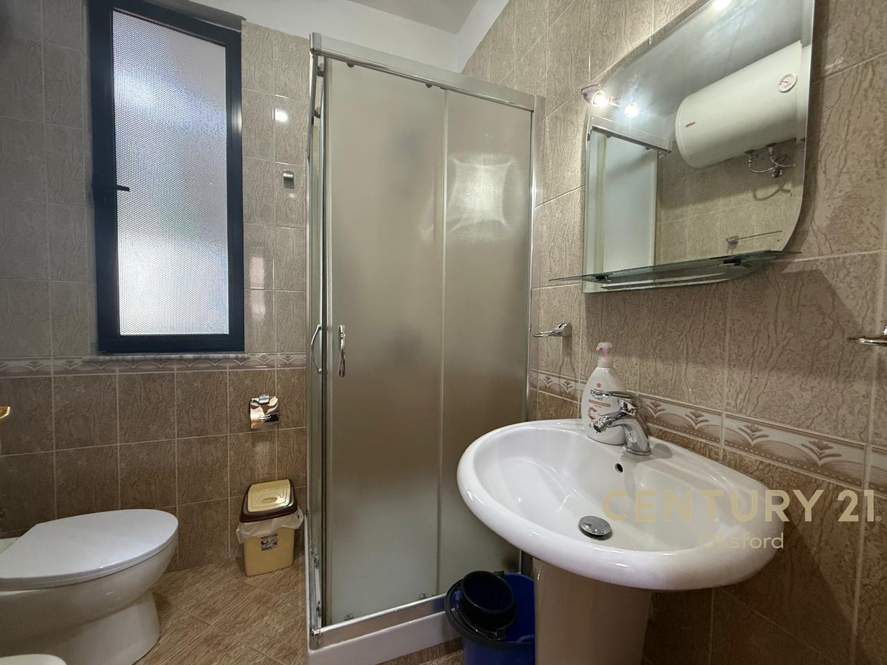 JAPIM ME QIRA APARTAMENT 2+1+2 ,TEK SELVIA!