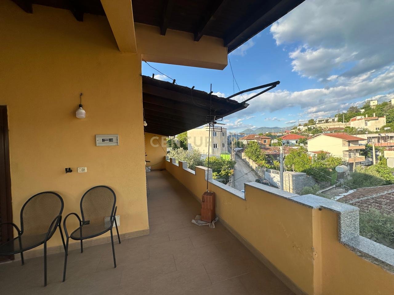 3-STOREY VILLA + 1 BASEMENT FLOOR FOR SALE – KOMBINAT