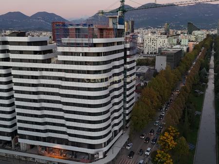 BUSINESS UNIT FOR RENT, GROUND FLOOR AT CORNER RESIDENCE!
