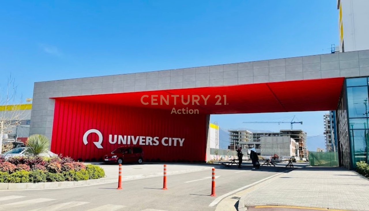 BUSINESS UNIT + TERRACE FOR RENT, UNIVERS CITY