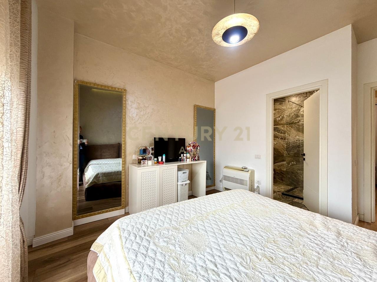 SHESIM, APARTAMENT PREMIUM 2+1+2 me POST PARKIMI, LIQENI I THATE‼️
