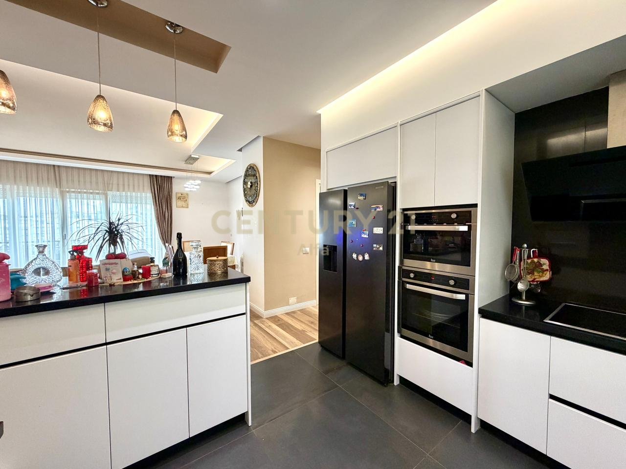 SHESIM, APARTAMENT PREMIUM 2+1+2 me POST PARKIMI, LIQENI I THATE‼️