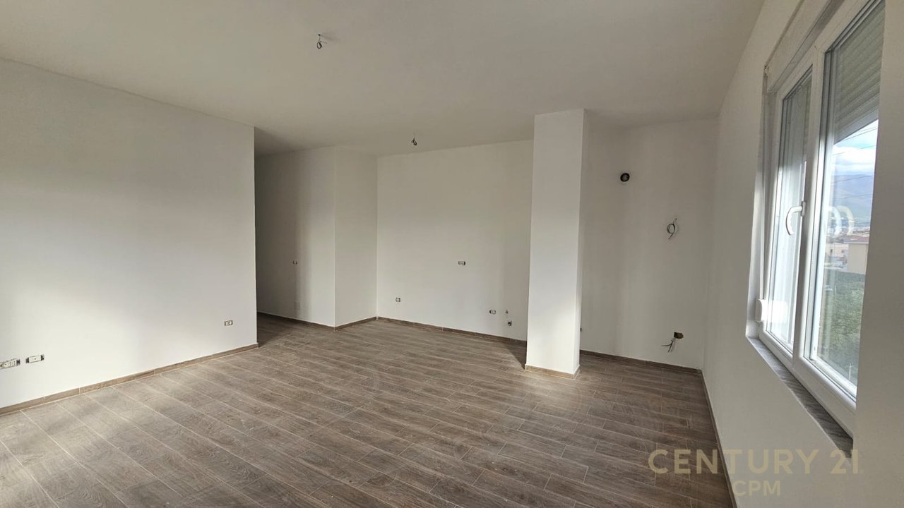 2+1 Apartment For Sale On Bulevardi i Ri!