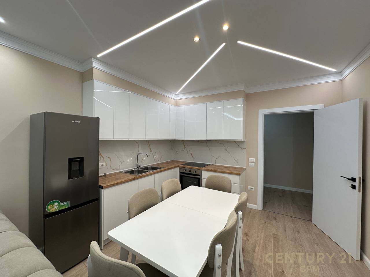 Apartament 2+1 per qira Tek Color Splash Residence, Paskuqan