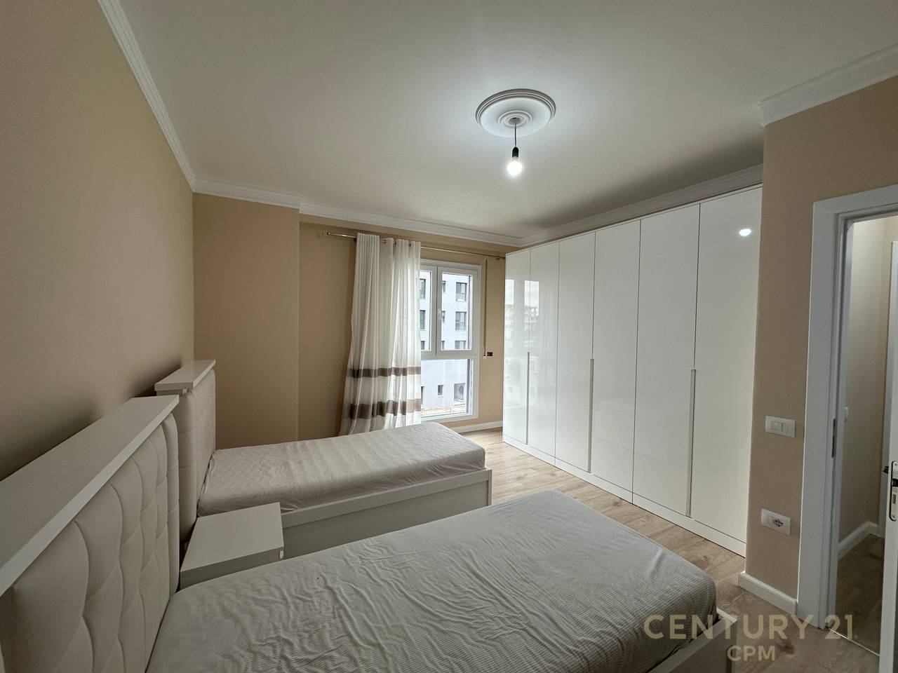 Apartament 2+1 per qira Tek Color Splash Residence, Paskuqan