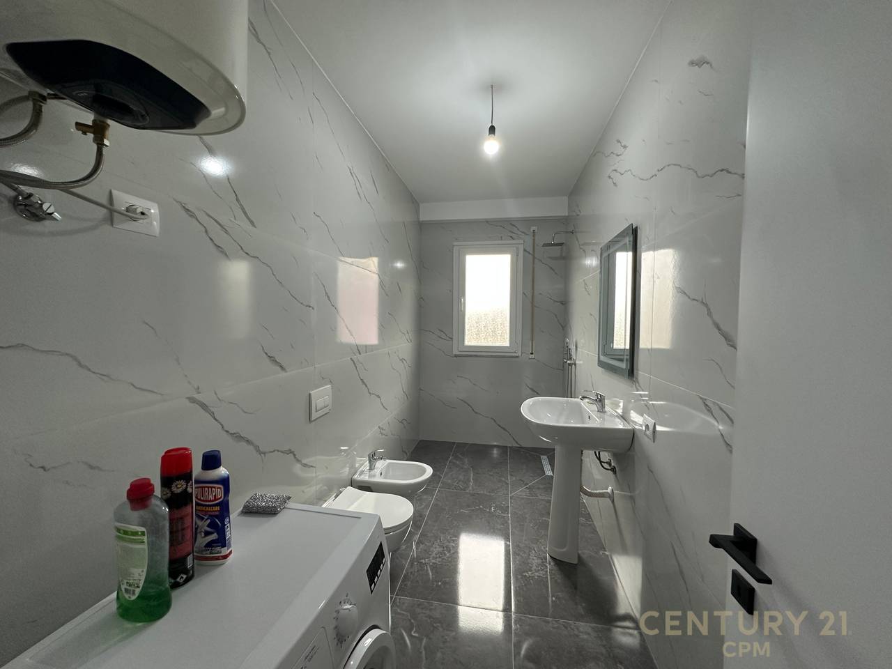 Apartament 2+1 per qira Tek Color Splash Residence, Paskuqan