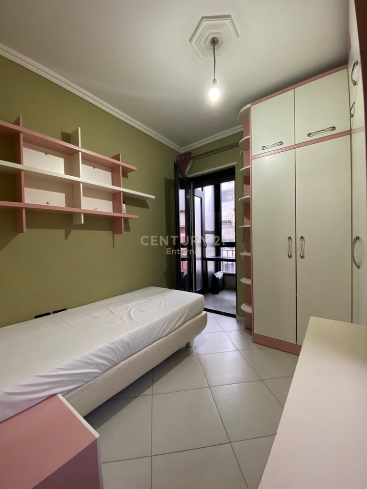 Shitet Apartament 2+1 ne Astir