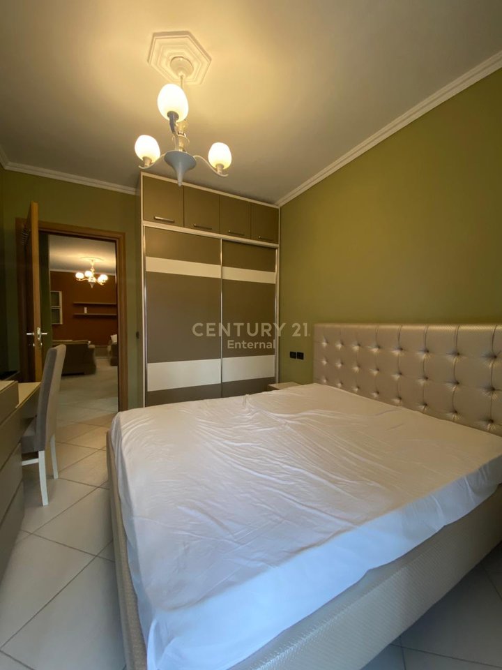Shitet Apartament 2+1 ne Astir
