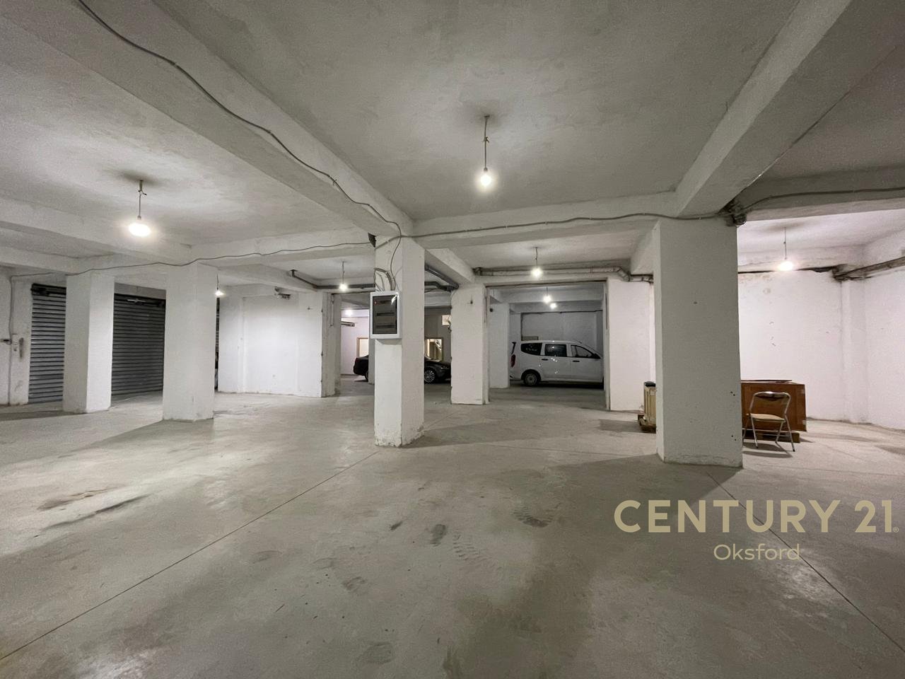 414M2 PARKING AREA FOR SALE IN FRESK