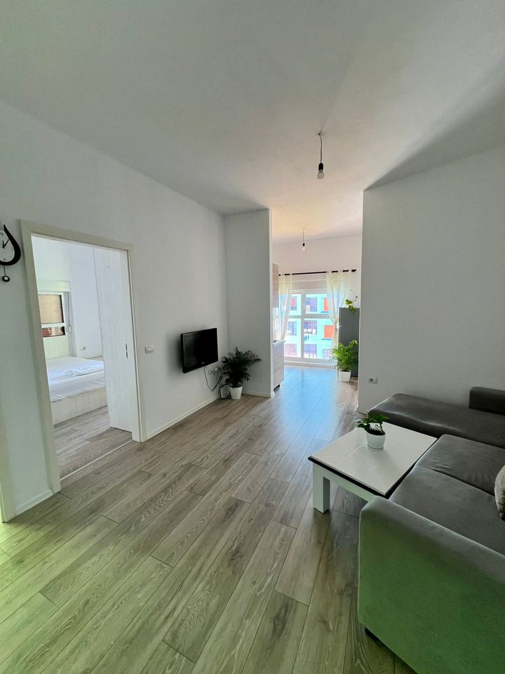 Apartament 2+1 Për Shitje në Ali Demi, Tiranë – 130,000€