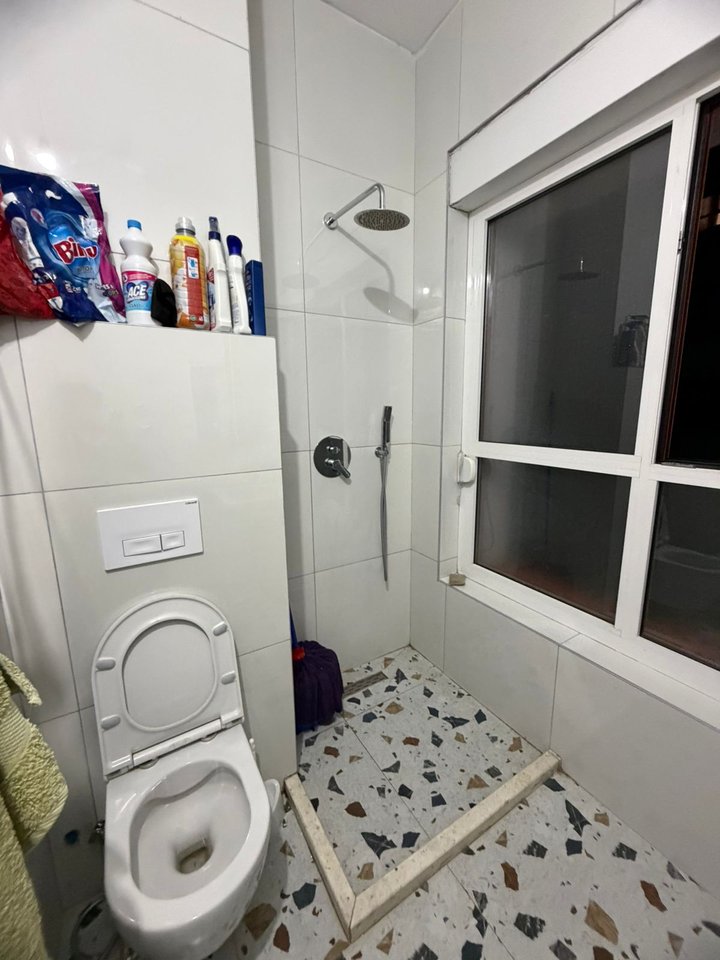 Apartament 2+1 Për Shitje në Ali Demi, Tiranë – 130,000€