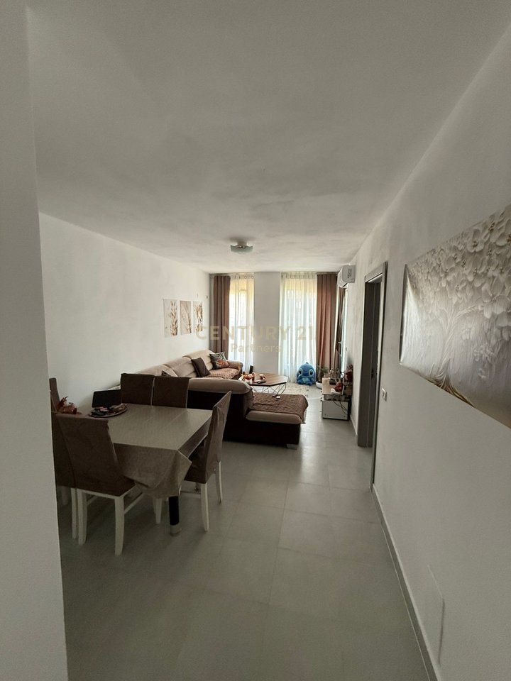 APPARTAMENTO SHESIM 2+1+2 ALLA FINE DI VIA 5 MAJI