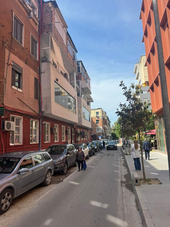 SHESIM BODRUM VICINO A PIAZZA WILLSON IN VIA MOSKAT