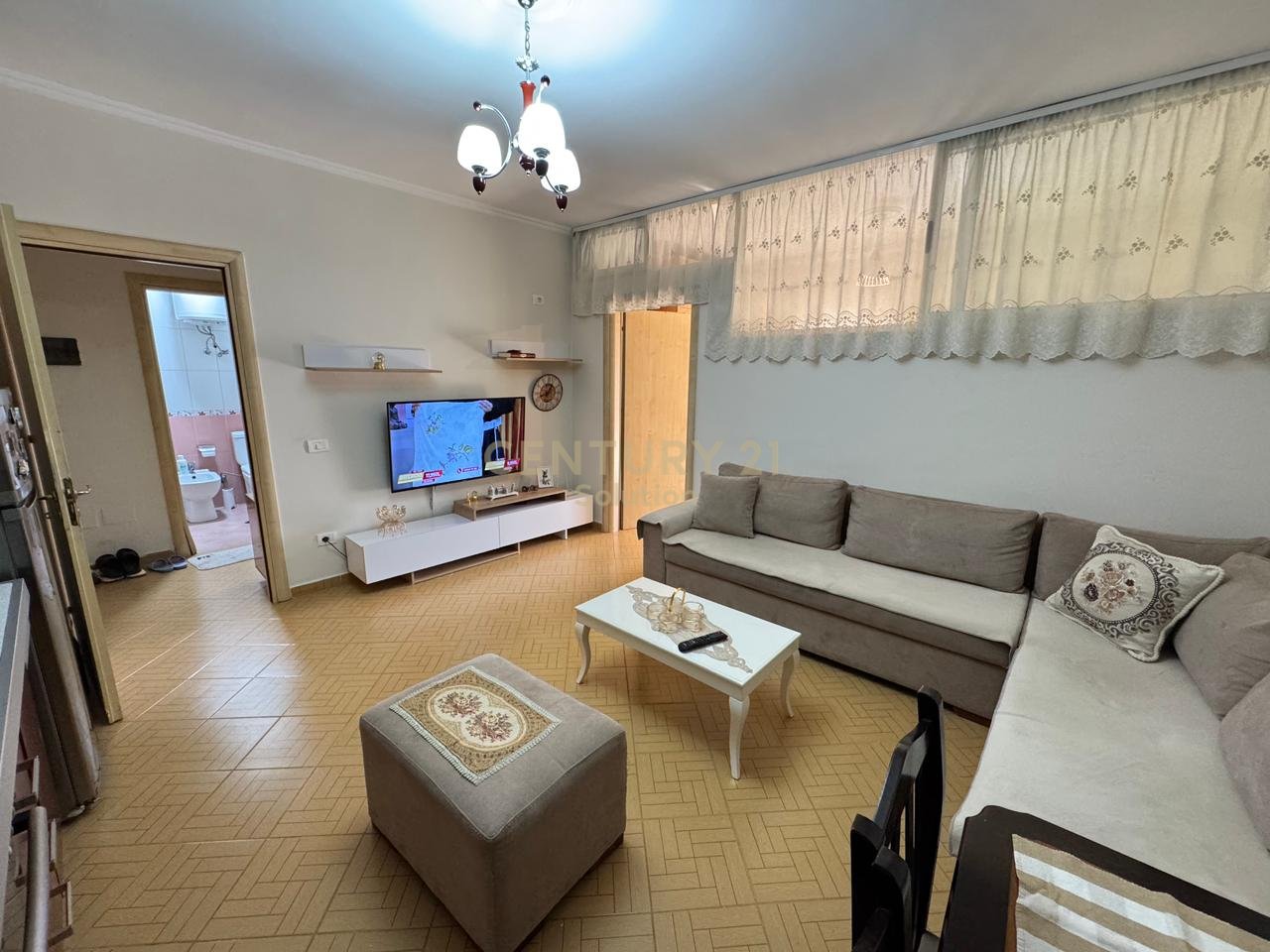 Appartamento 2+1 in affitto ad Astir, Tirana