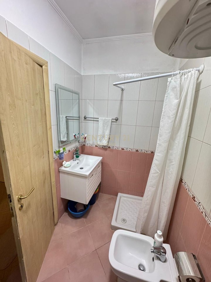 Appartamento 2+1 in affitto ad Astir, Tirana