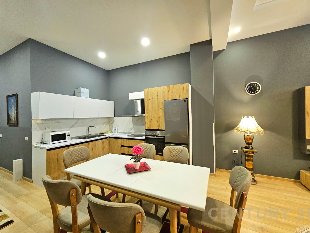 Apartament 1+1 per Qira tek rruga Peti, Liqeni i Thate