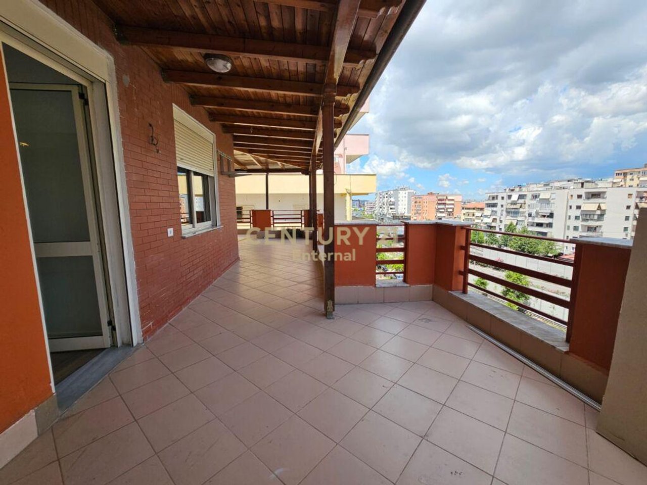 Apartament me Qira per Zyra
