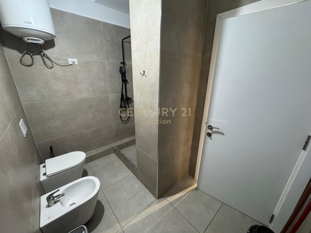APPARTAMENTO 1+1+VERANDA IN VENDITA A REZIDENCA KODRA E DIELLIT 2