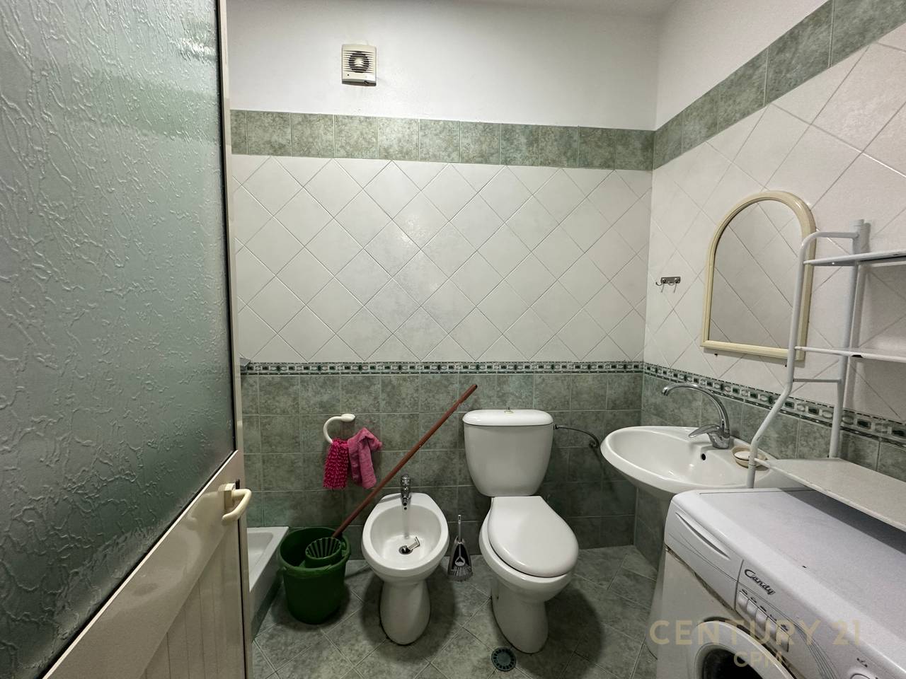 Appartamento 3+1+2 in Affitto Vicino a Hipoteka