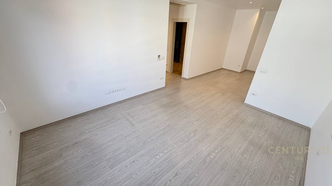 APPARTAMENTO IN AFFITTO A HILTON, VICINO A DELIJORGJI