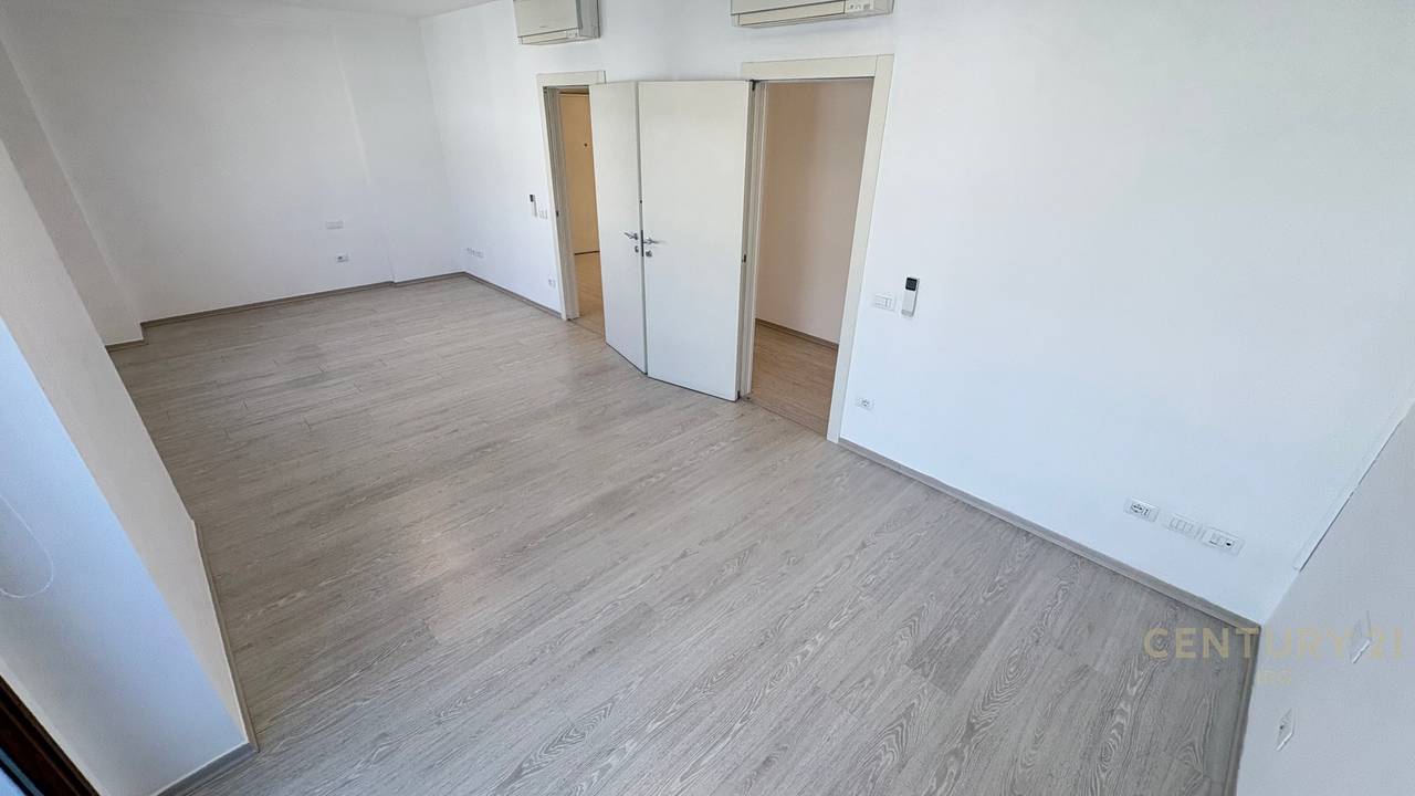 APPARTAMENTO IN AFFITTO A HILTON, VICINO A DELIJORGJI