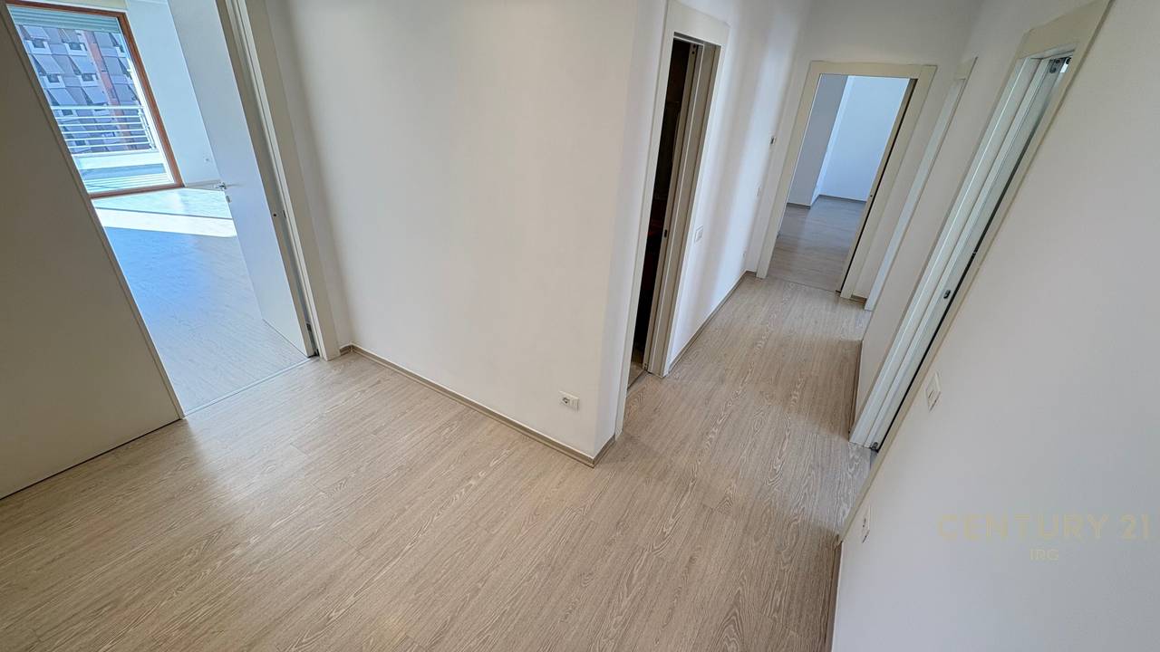 APPARTAMENTO IN AFFITTO A HILTON, VICINO A DELIJORGJI