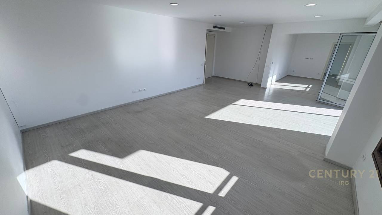 APPARTAMENTO IN AFFITTO A HILTON, VICINO A DELIJORGJI