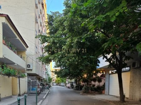Shitet Apartament 2+1
 te Sheshi Willson