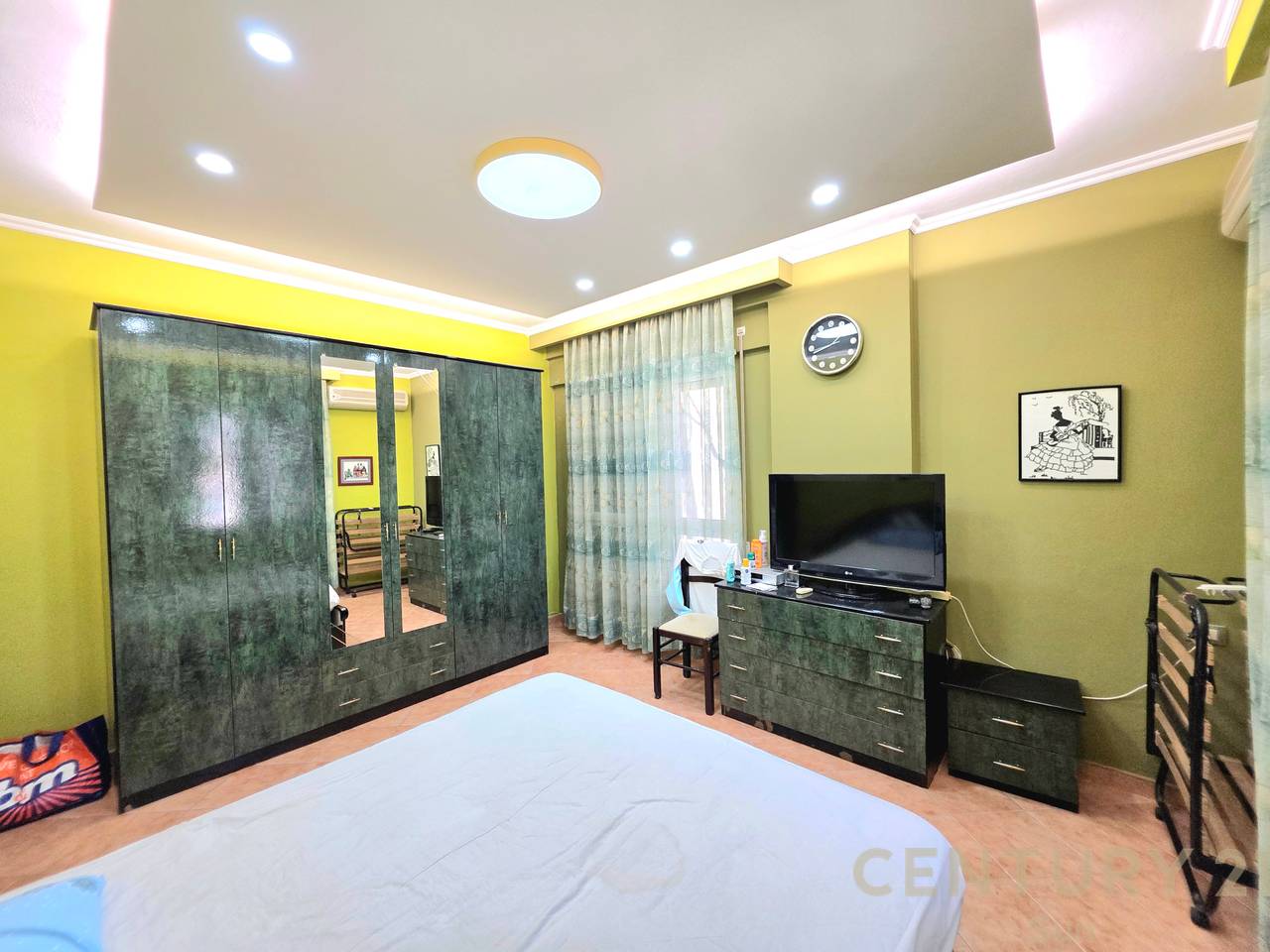 SHITET APARTAMENT 2+1+2 NE MALIN E ROBIT