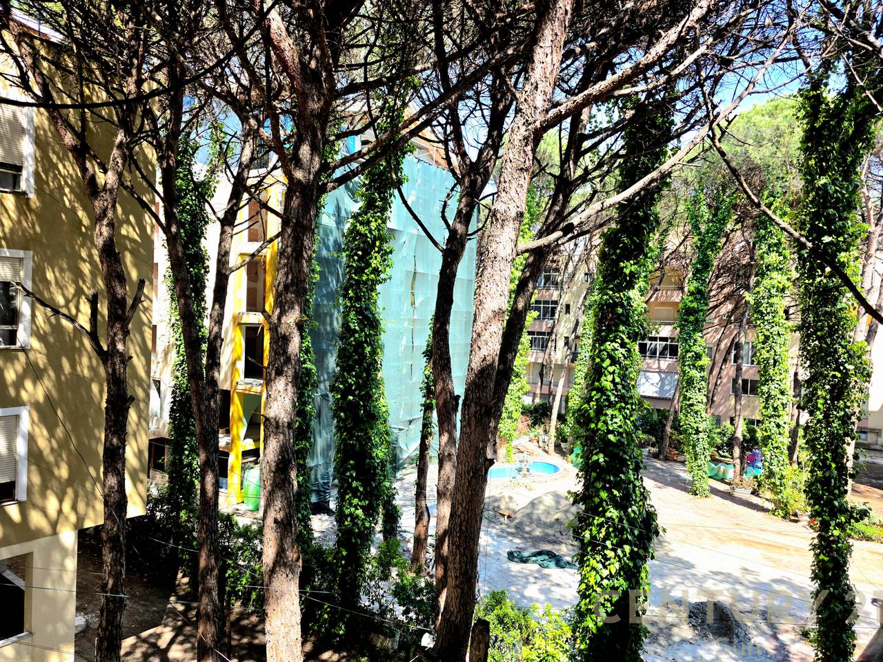 SHITET APARTAMENT 2+1+2 NE MALIN E ROBIT