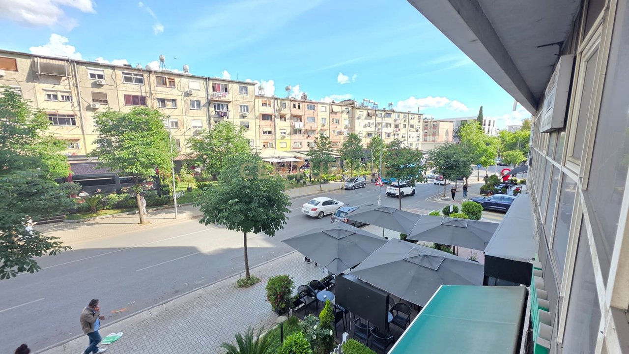 Commercial space for sale in the residence "Kolombo"