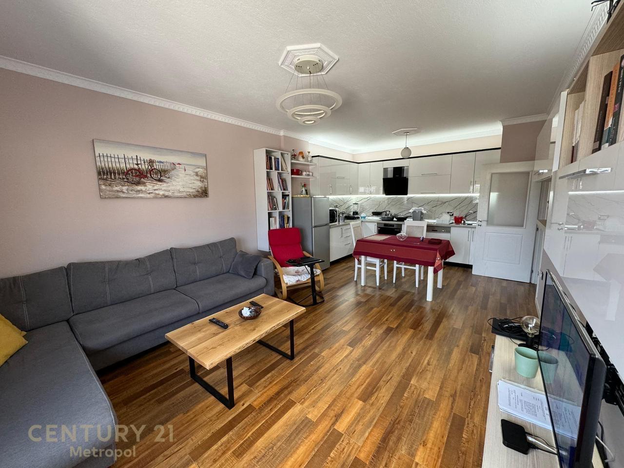1+1 apartment for rent near Elbasan Street!