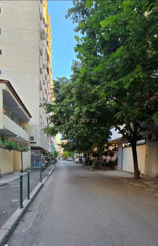 Shitet Apartament 2+1
 te Sheshi Willson